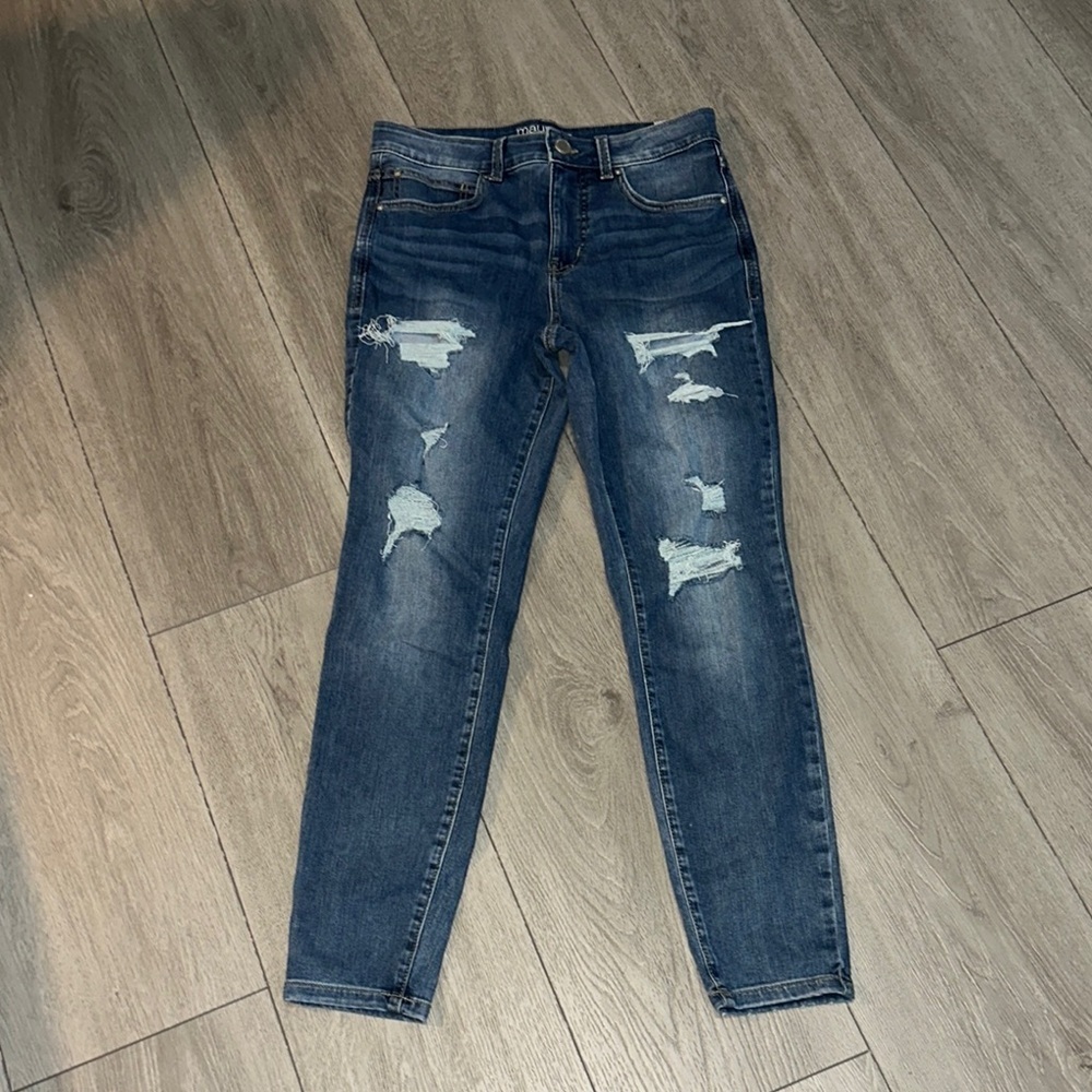 Maurice’s Blue Distressed Women's Jeans size 8